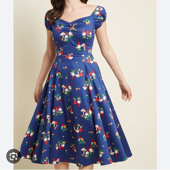 NWT | Collectif x Modcloth | No Place Like Gnome Printed Retro Midi Dress | XS - Picture 8 of 8